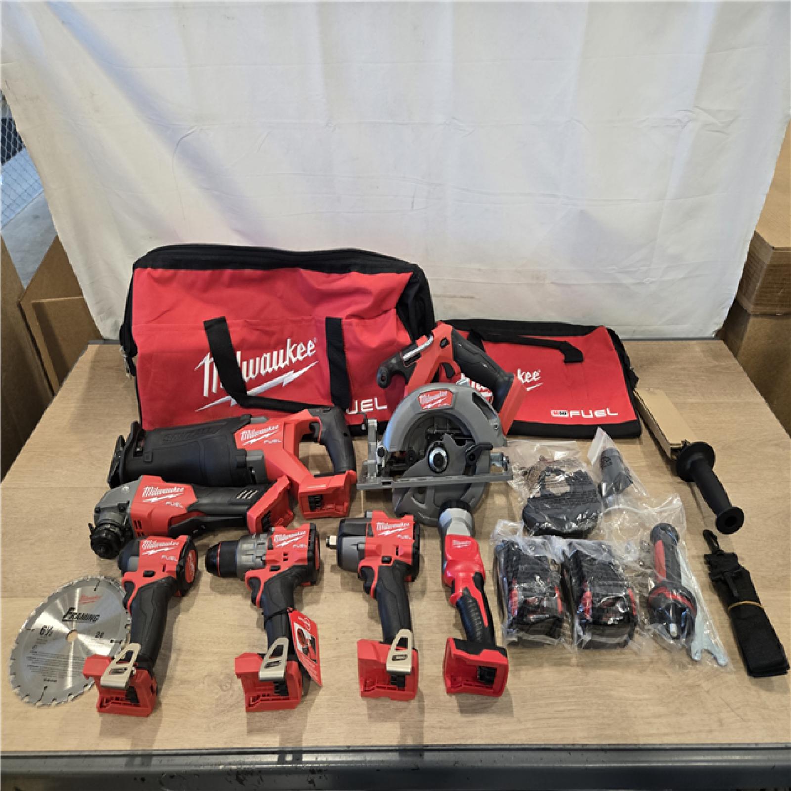 AS-IS Milwaukee FUEL 18V Cordless Combo (7-Tool) Kit