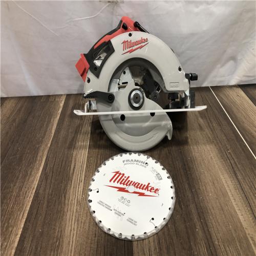 AS-IS Milwaukee 18V Lithium-Ion Brushless Cordless 7-1/4 in. Circular Saw (Tool-Only)