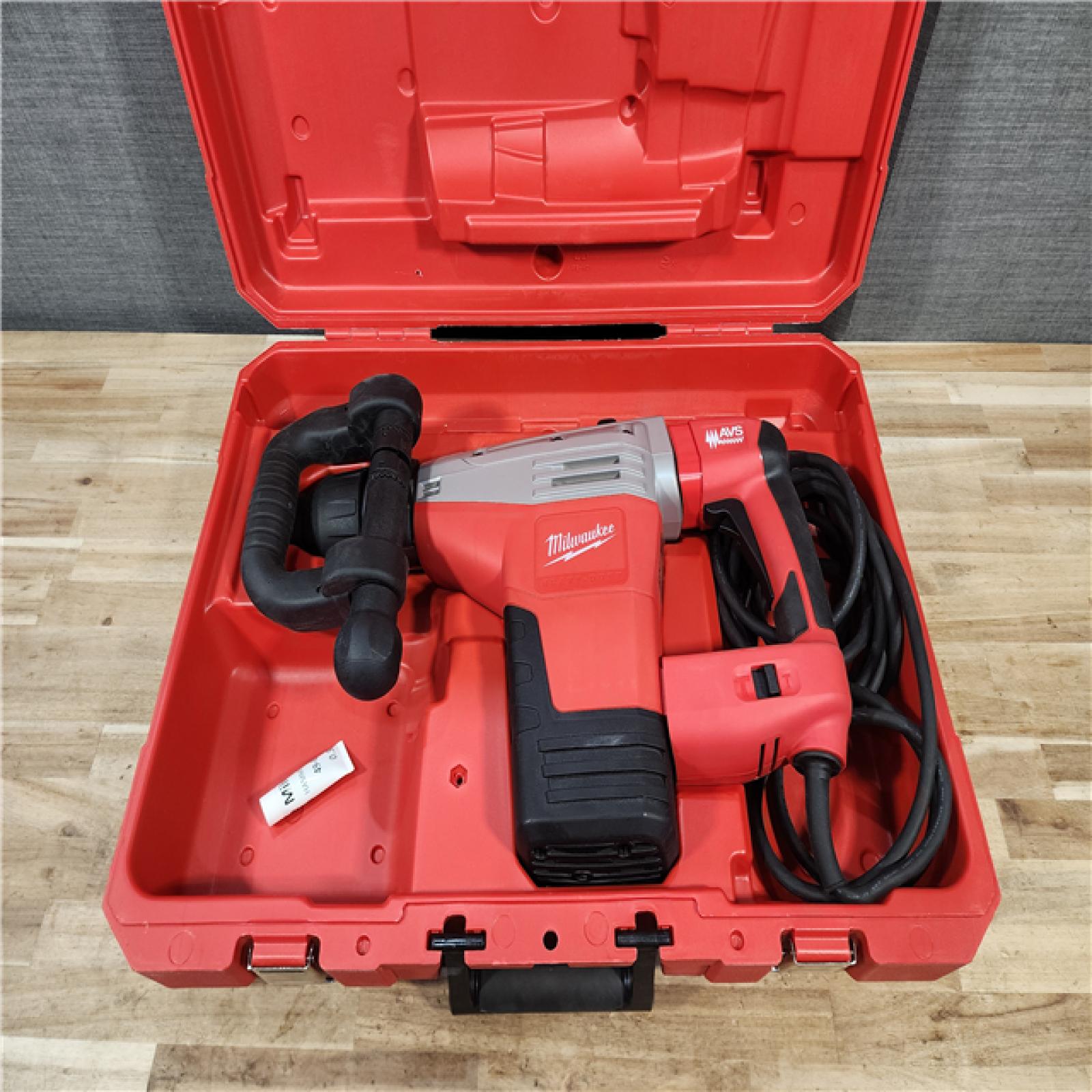 HOUSTON LOCATION - AS-IS Milwaukee 5446-21 SDS Max Demolition Hammer