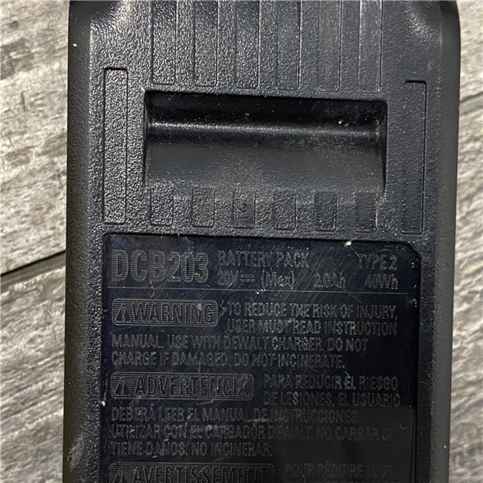 AS-IS DEWALT ATOMIC 20V MAX Lithium Ion Cordless 23 Gauge Pin Nailer Kit