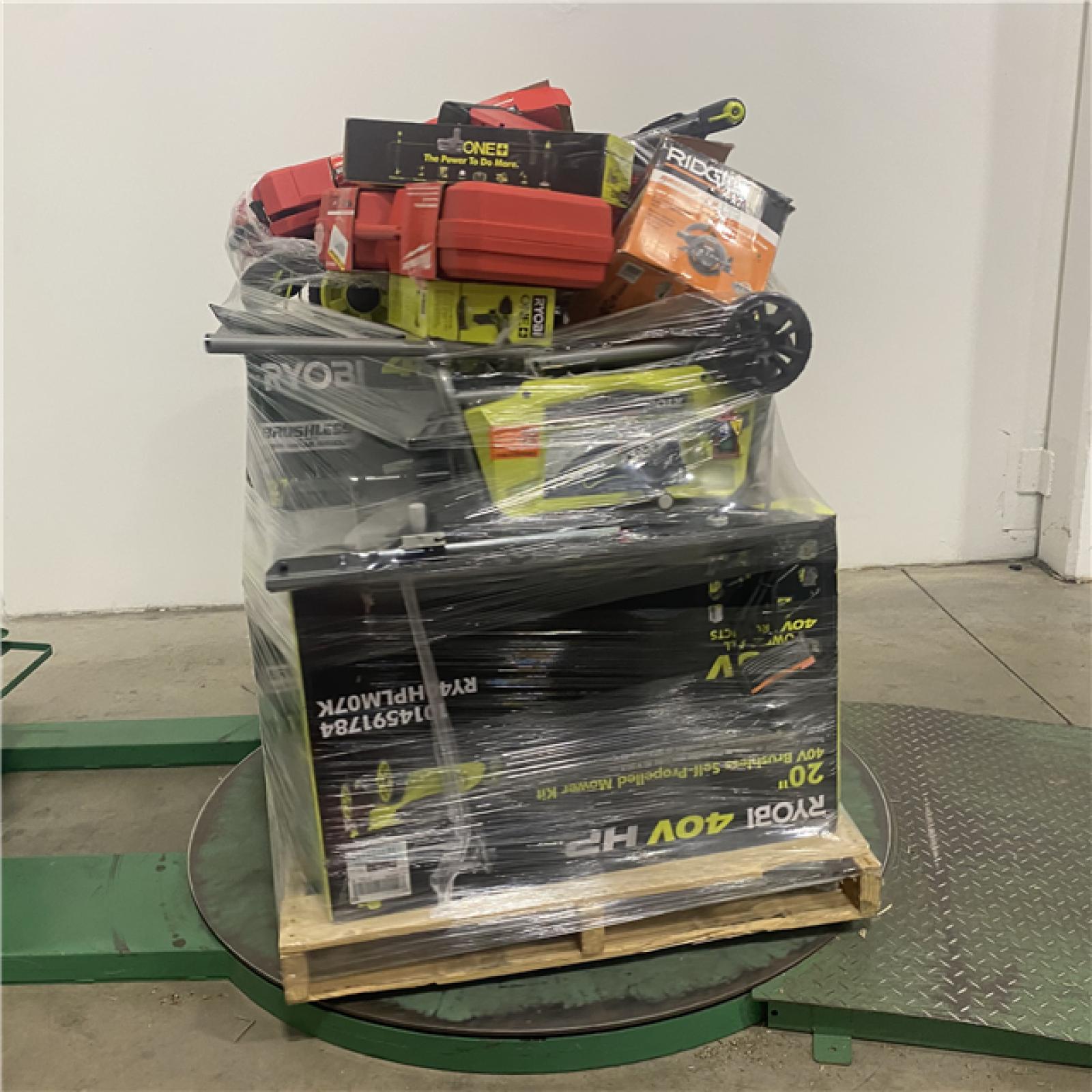 Dallas Location - As-Is Tool Pallet