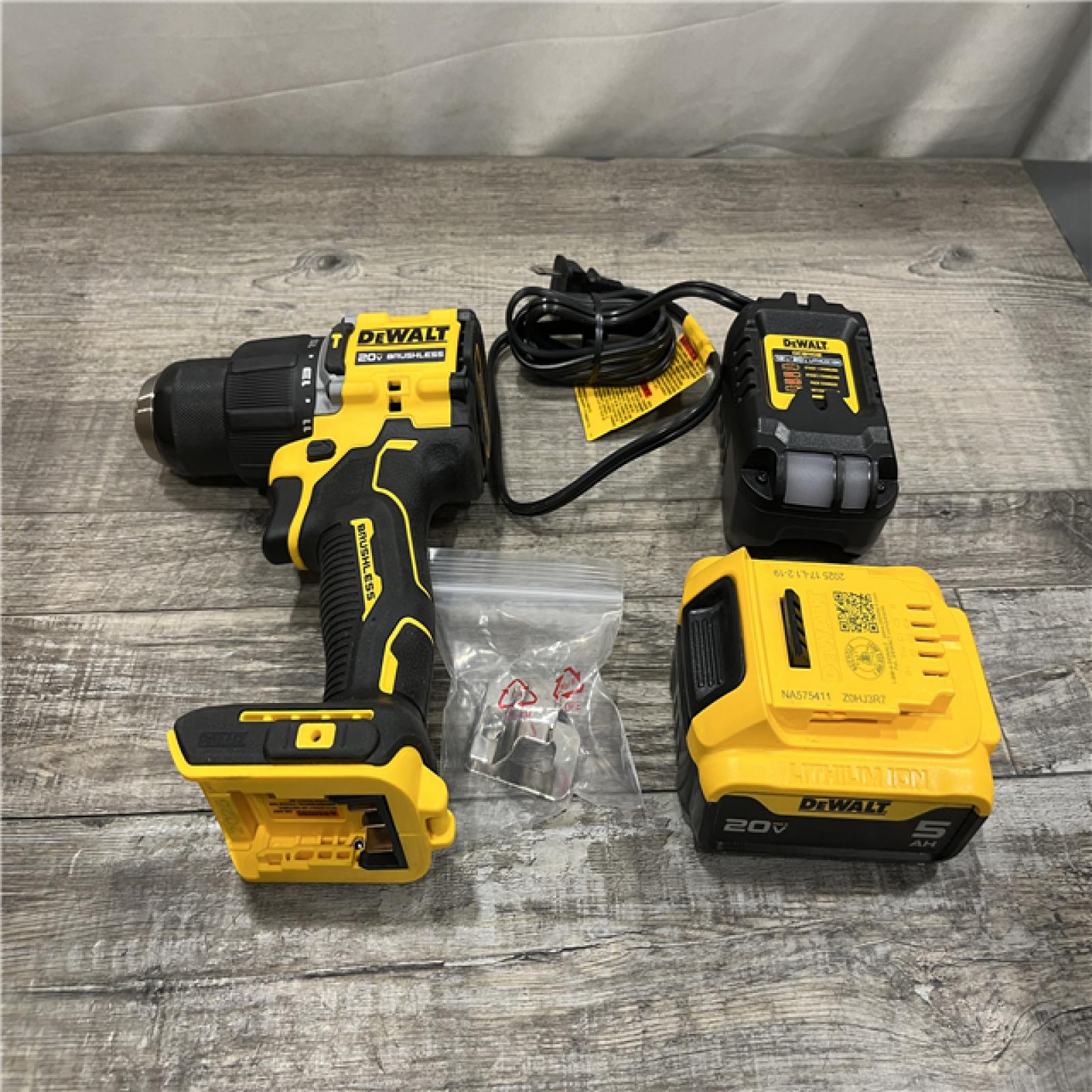 AS-IS DEWALT ATOMIC 20V Lithium-Ion Cordless 1/2 in. Hammer Drill Kit