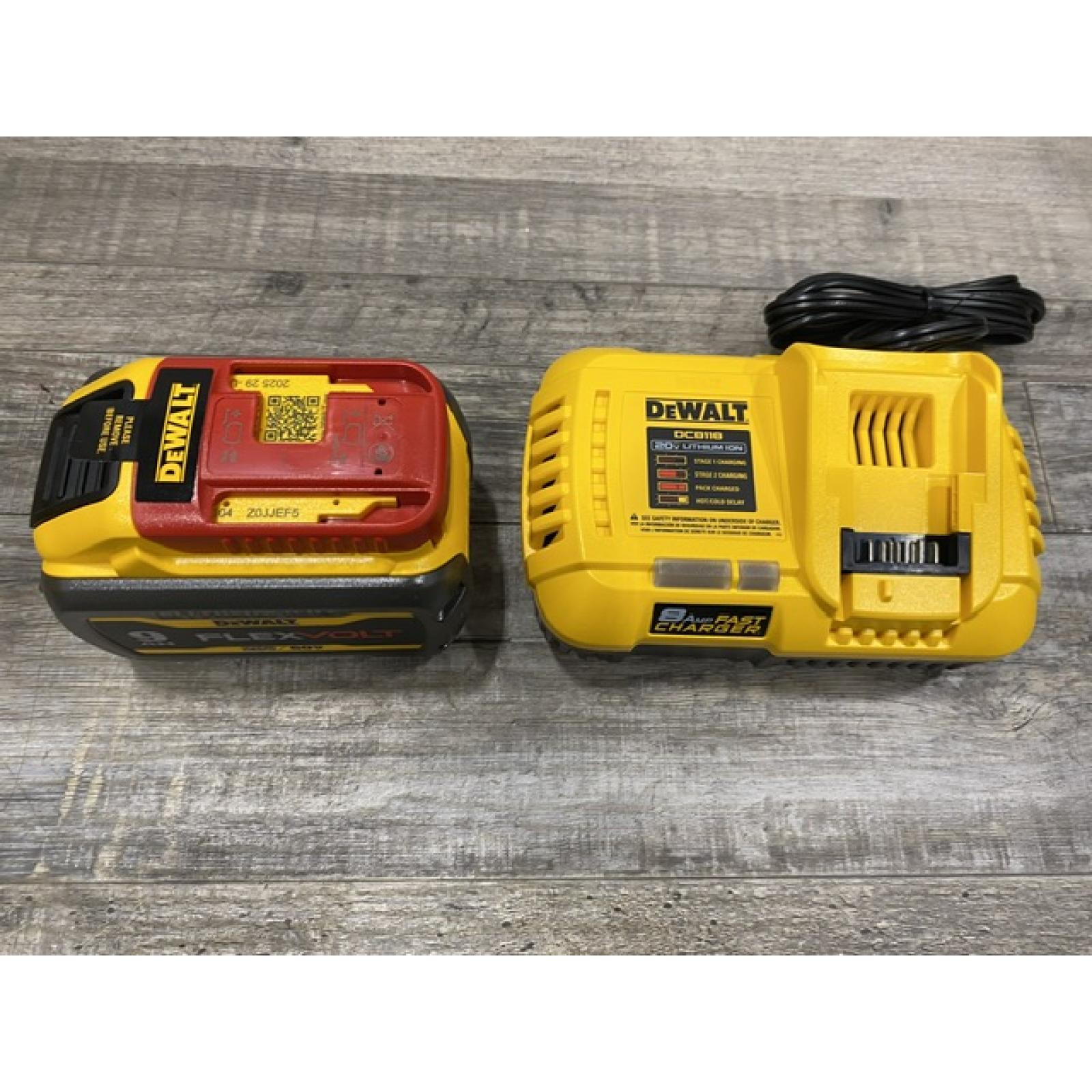 AS-IS DEWALT 20V/60V MAX FLEXVOLT Lithium-Ion 9.0Ah Battery and Charger Starter Kit