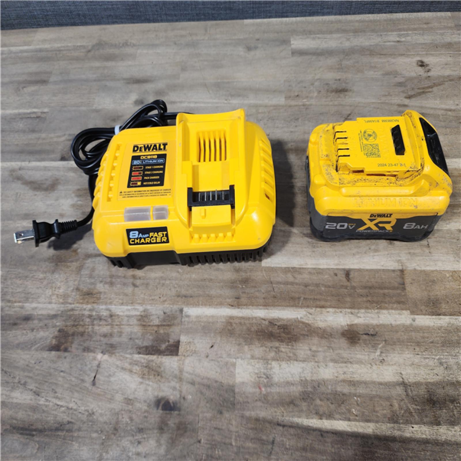HOUSTON LOCATION - AS-IS DeWalt DCD999 18v XR Cordless High Power Combi Hammer Drill W/ BATTERY & CHARGER