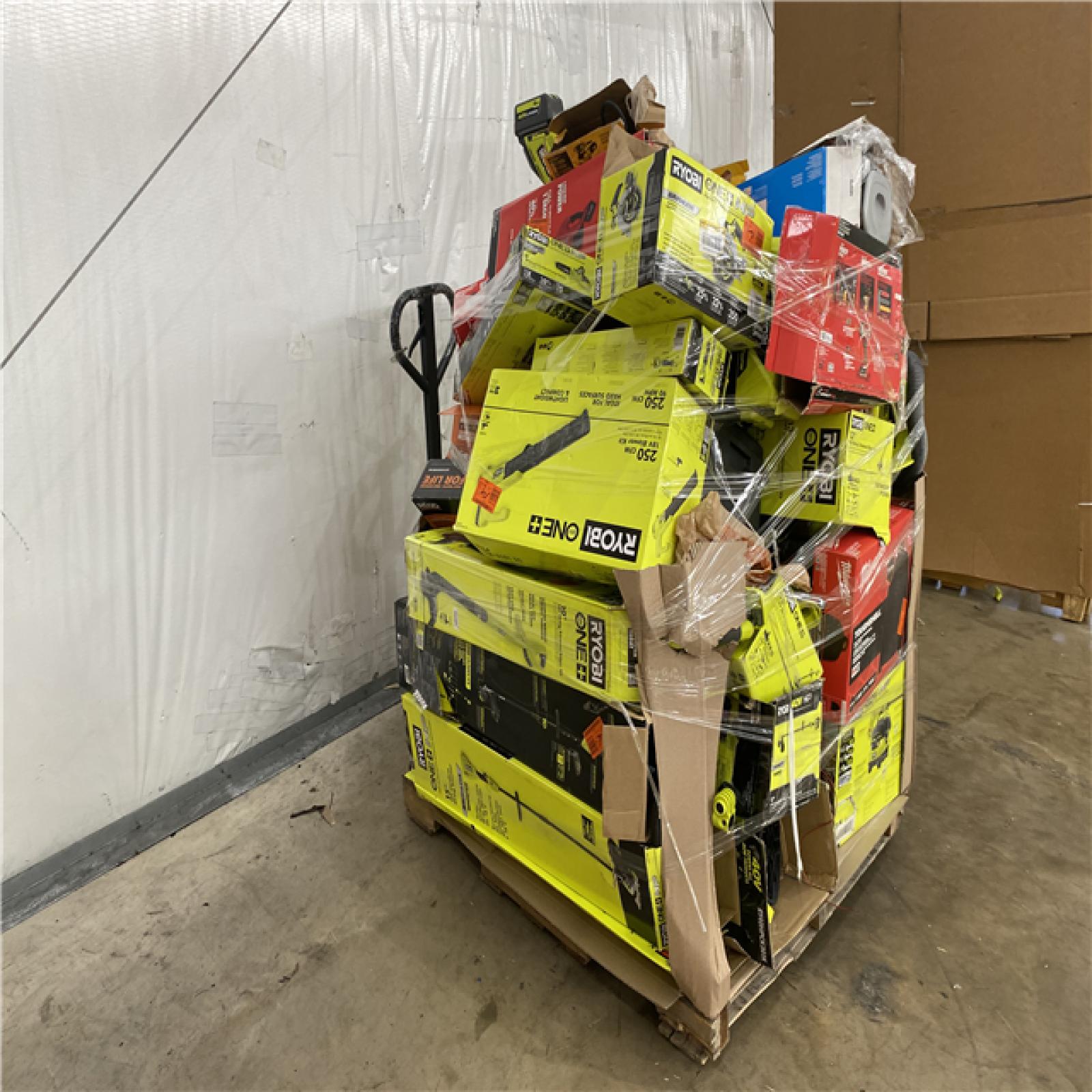 Houston Location AS IS - Tool Pallet