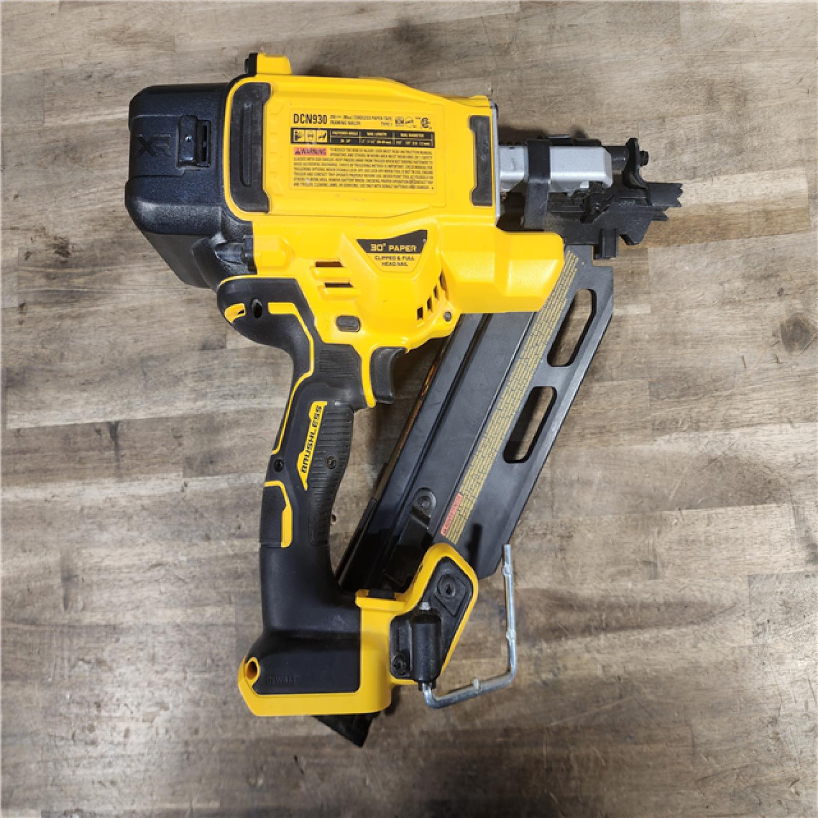 HOUSTON LOCATION - AS-IS DEWALT 20-Volt 30° Cordless Framing Nailer (Tool-Only)