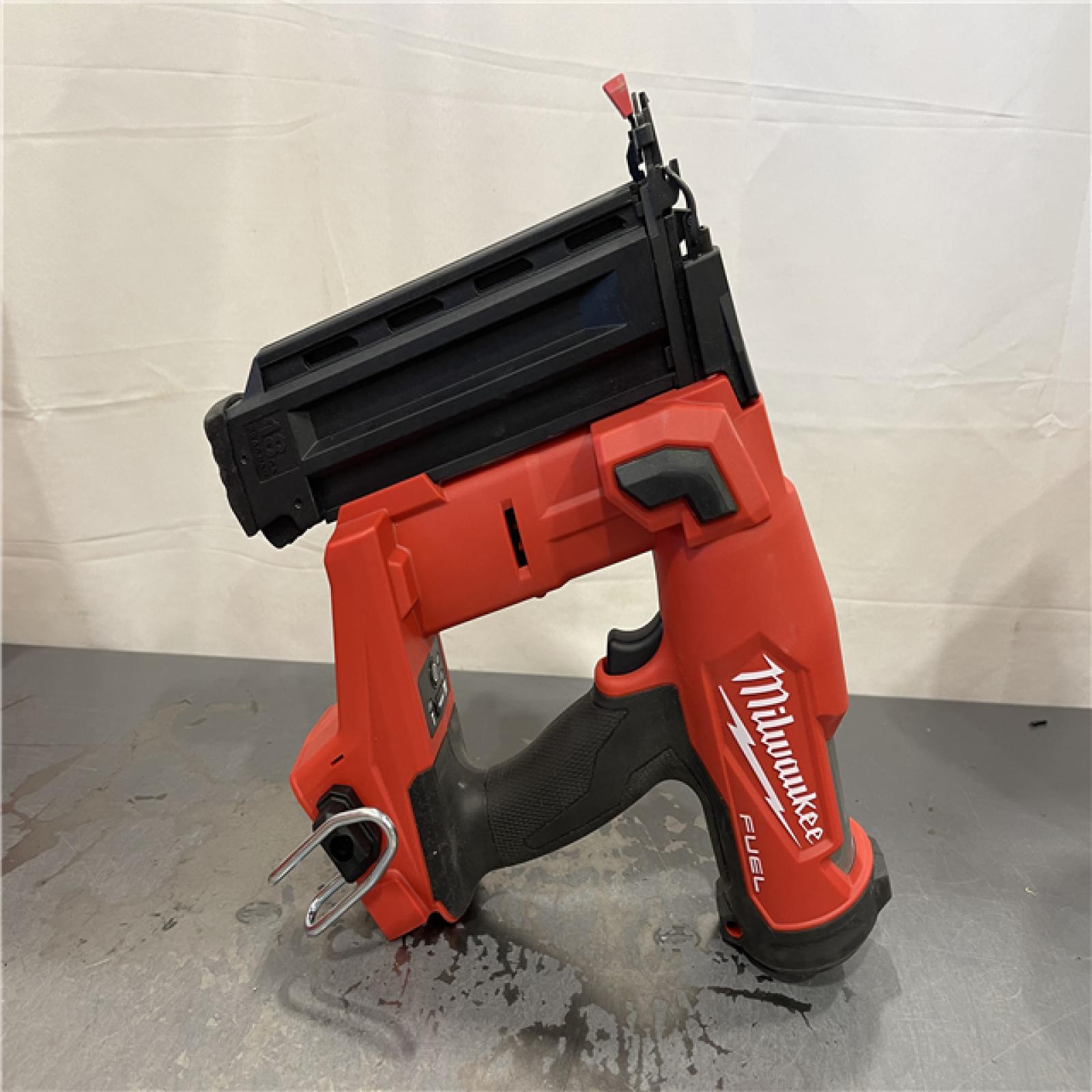 AS-IS - Milwaukee M18 FUEL 18-Volt Lithium-Ion Brushless Cordless Gen II 18-Gauge Brad Nailer