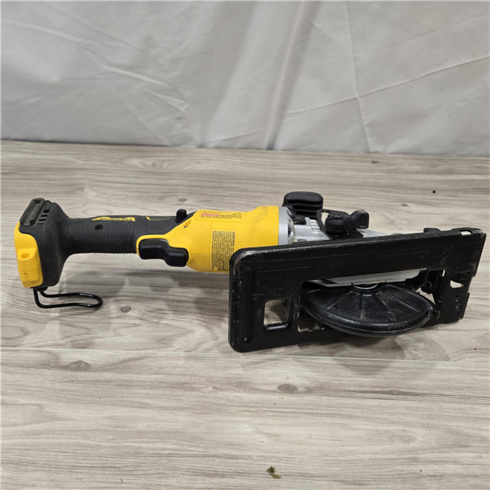 AS-IS DEWALT ATOMIC 20V MAX Cordless Circular Saw (Tool Only)