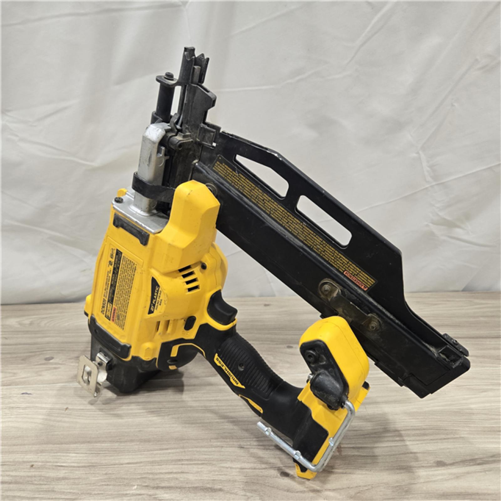 AS-IS DEWALT 20-Volt 21° Cordless Framing Nailer (Tool-Only)