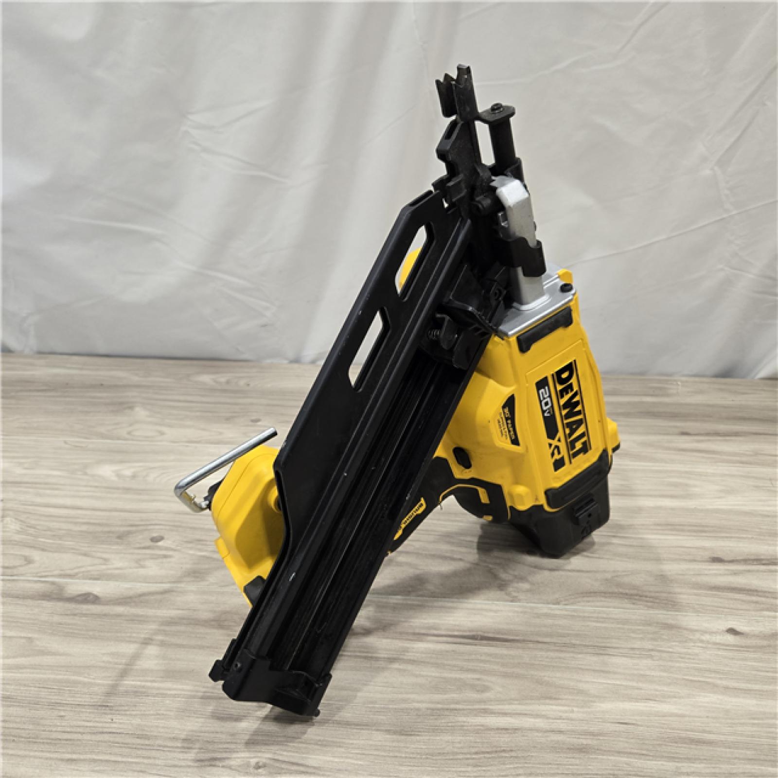 AS-IS DEWALT 20V 30 Degree Cordless Framing Nailer (Tool-Only)