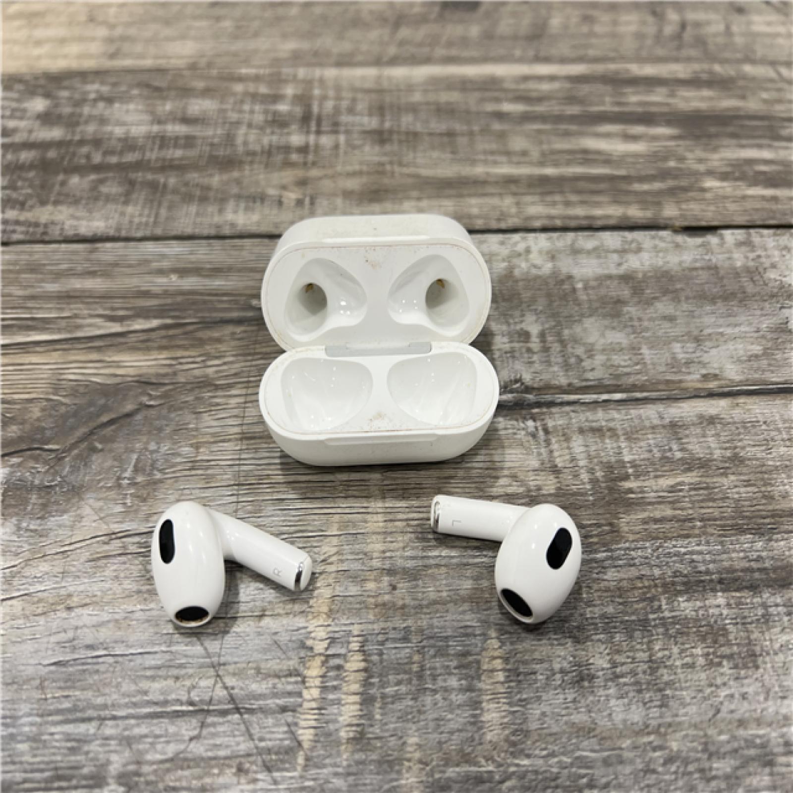 AS-IS AirPods (3rd Generation) with Lightning Charging Case