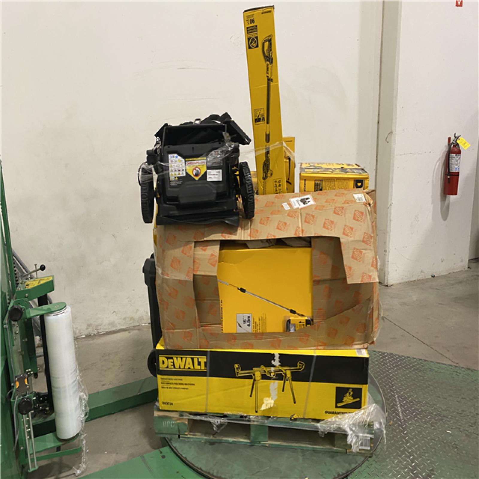 Dallas Location - As-Is DEWALT Tool Pallet