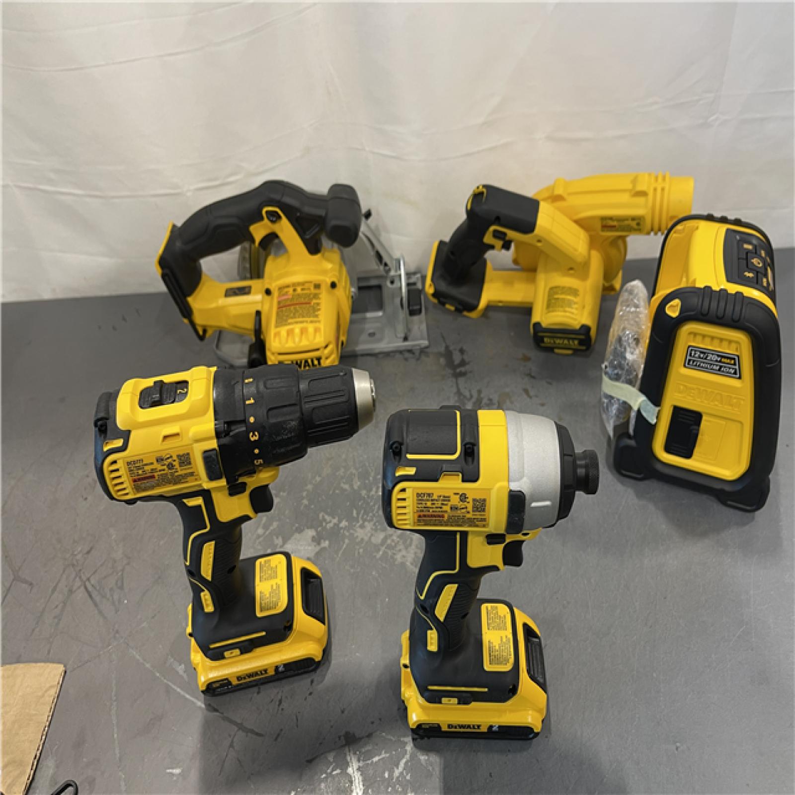 AS-IS - DEWALT 20-Volt Max Lithium-Ion 5-Tool Cordless Combo Kit