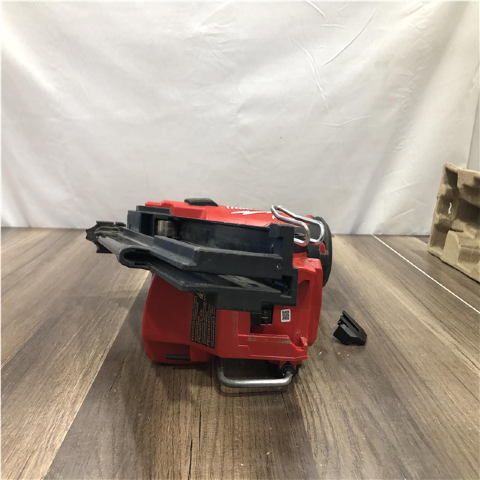 AS-IS Milwaukee FUEL 3-1/2 in 18V 21-Degree Lithium-Ion Brushless Cordless Nailer (Tool Only)