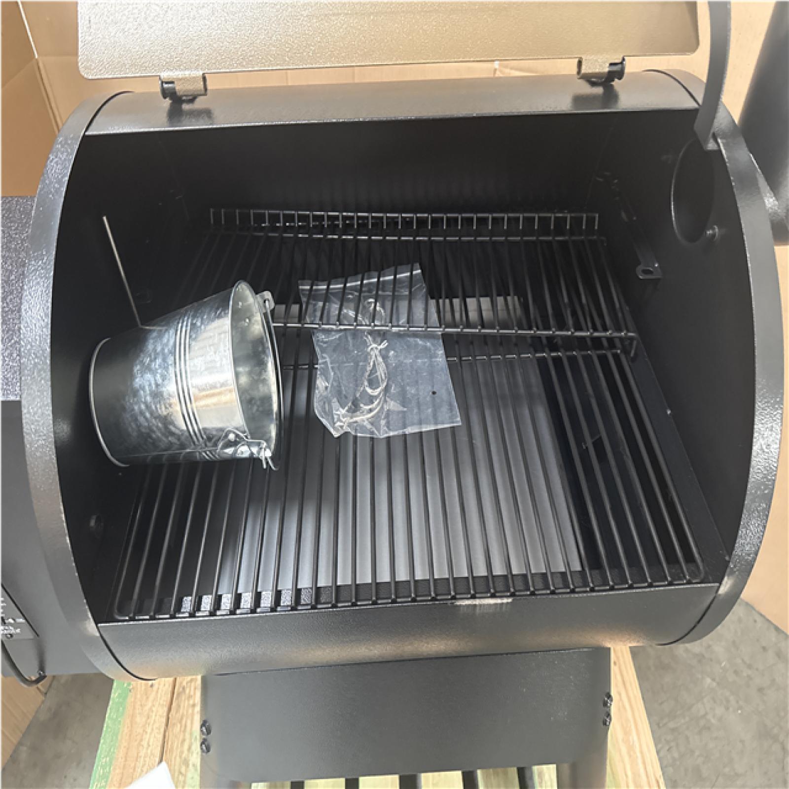CALIFORNIA AS IS TRAEGER PELLET SMOKER PRO 22