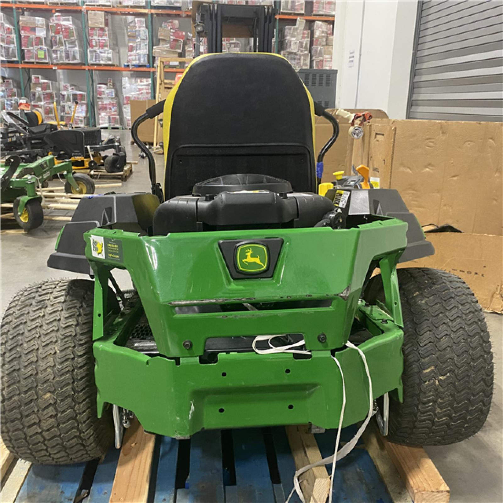 Dallas Location - As-Is John Deere Z325E 48 in. 24 HP Gas Dual Hydrostatic Zero Turn Riding Lawn Mower