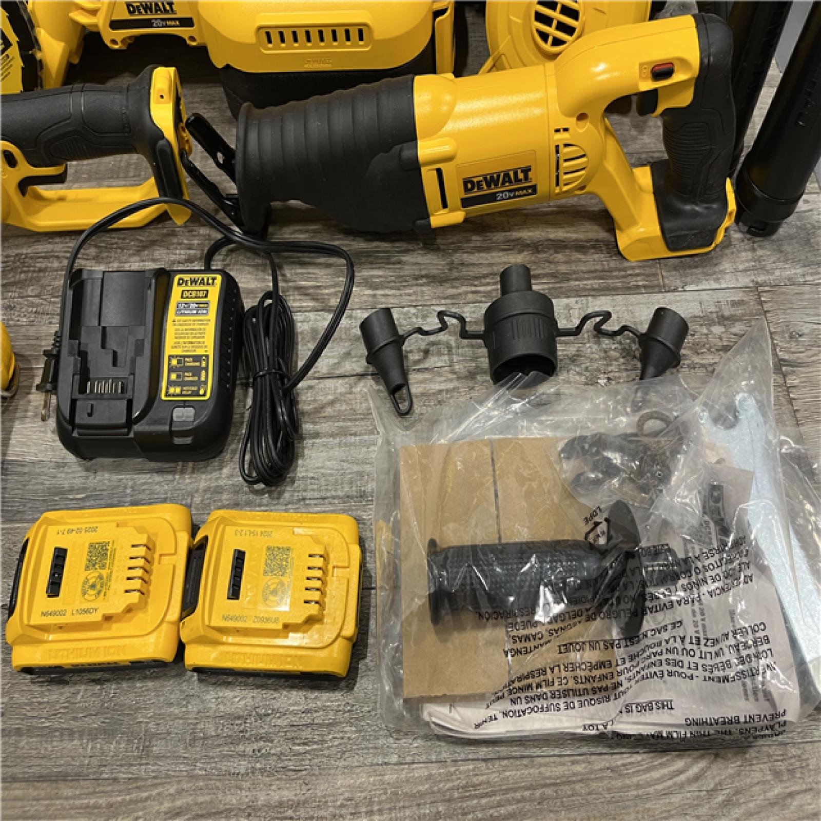 AS-IS DEWALT 20-Volt Max Lithium-Ion (10-Tool) Cordless Combo Kit