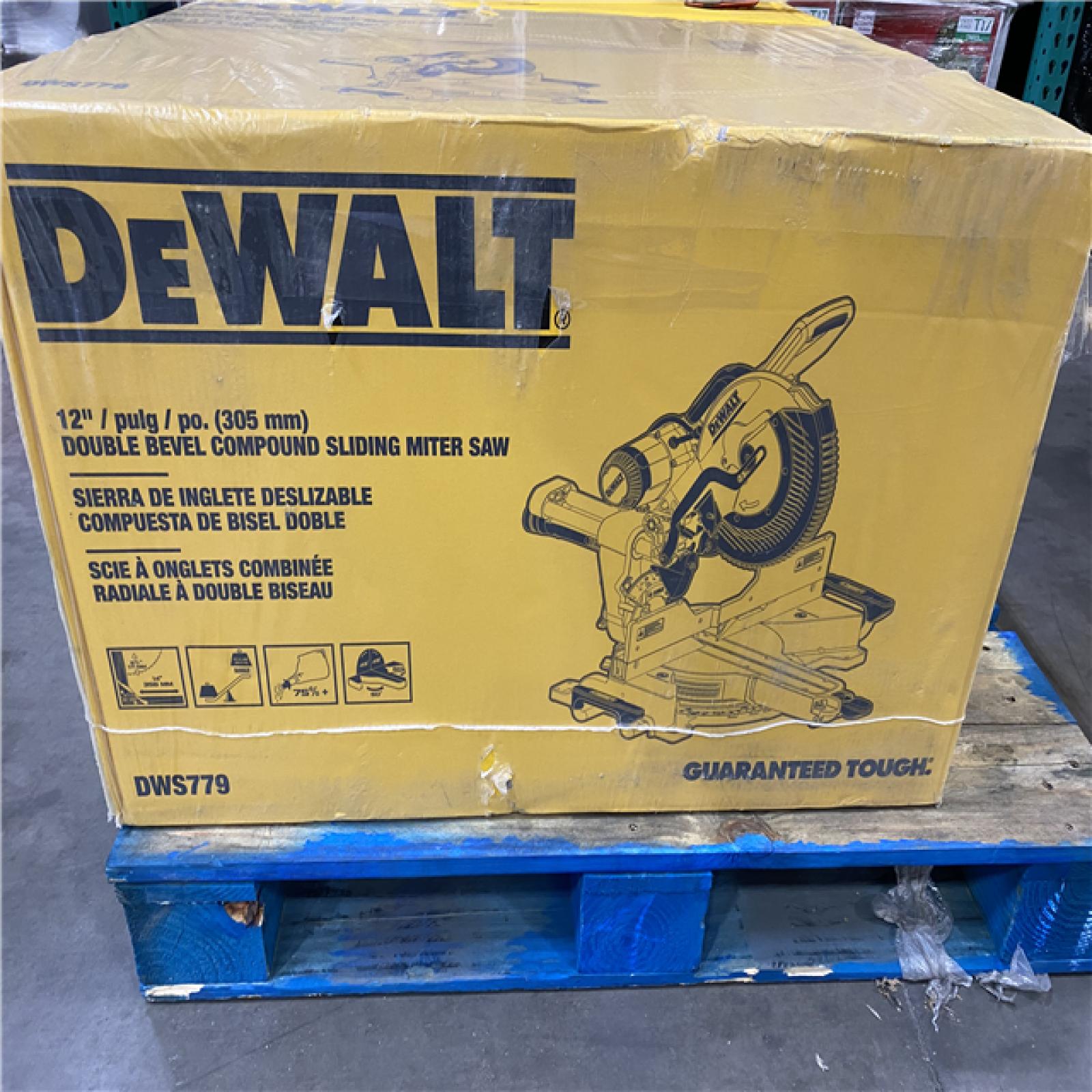 Dallas Location -NEW- DEWALT 15 Amp Corded 12 in. Double Bevel Sliding Compound Miter Saw
