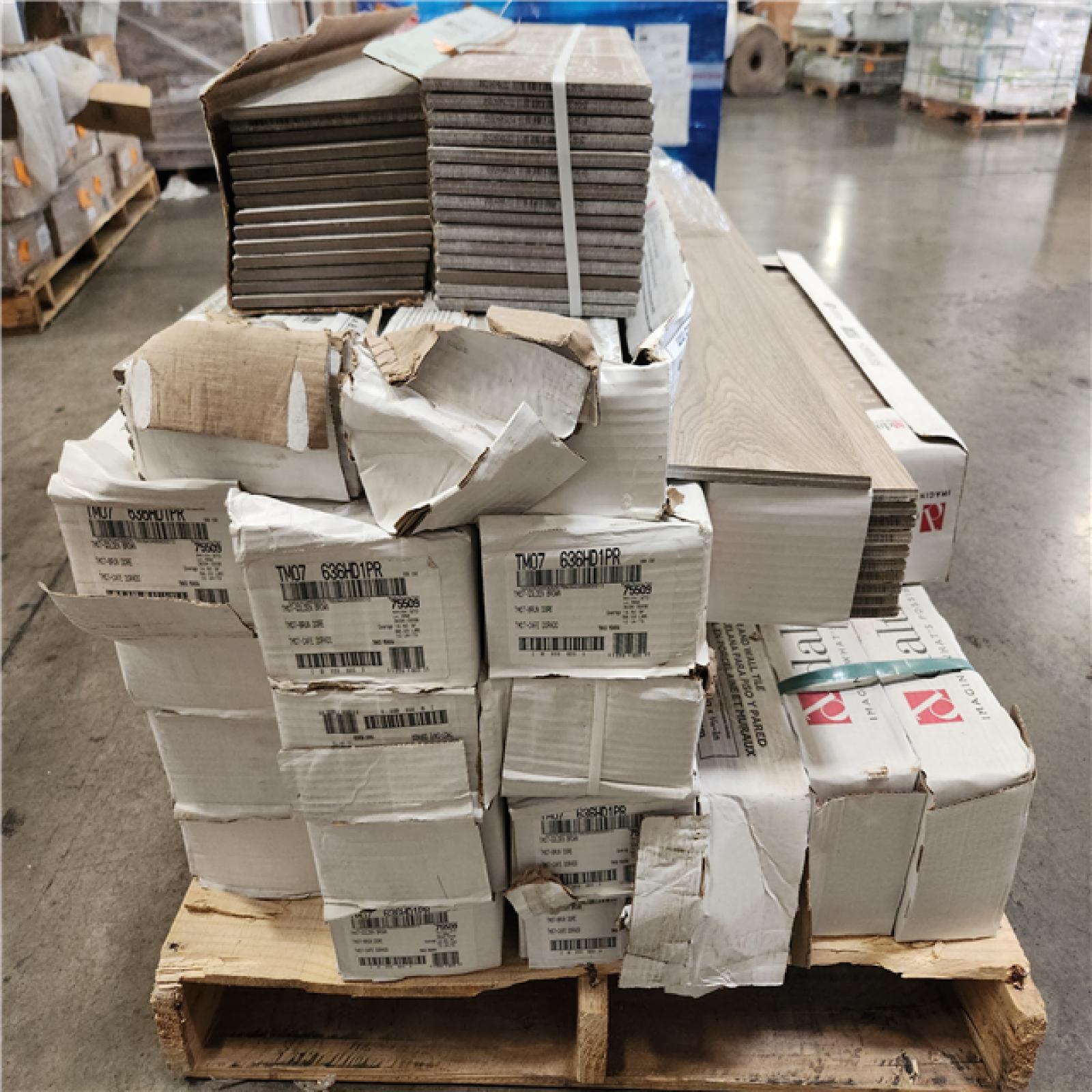 Phoenix AS-IS Mixed Daltile and Marazzi Tile 22 cases Pallet