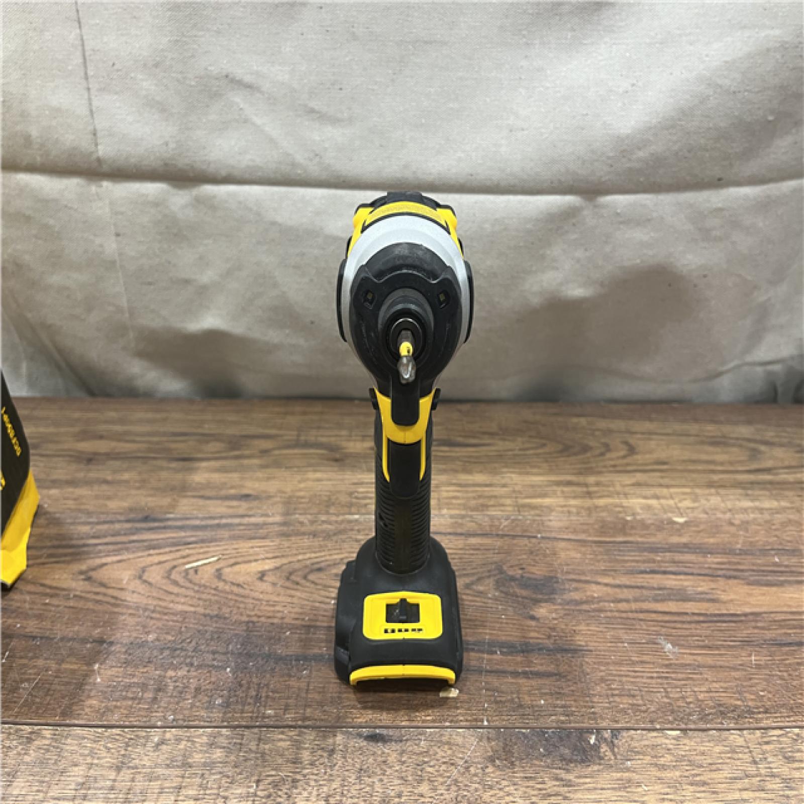 AS-IS DEWALT ATOMIC 20V MAX Lithium-Ion Cordless 1/4 in. Brushless Impact Driver Kit, 5 Ah Battery, Charger, and Bag