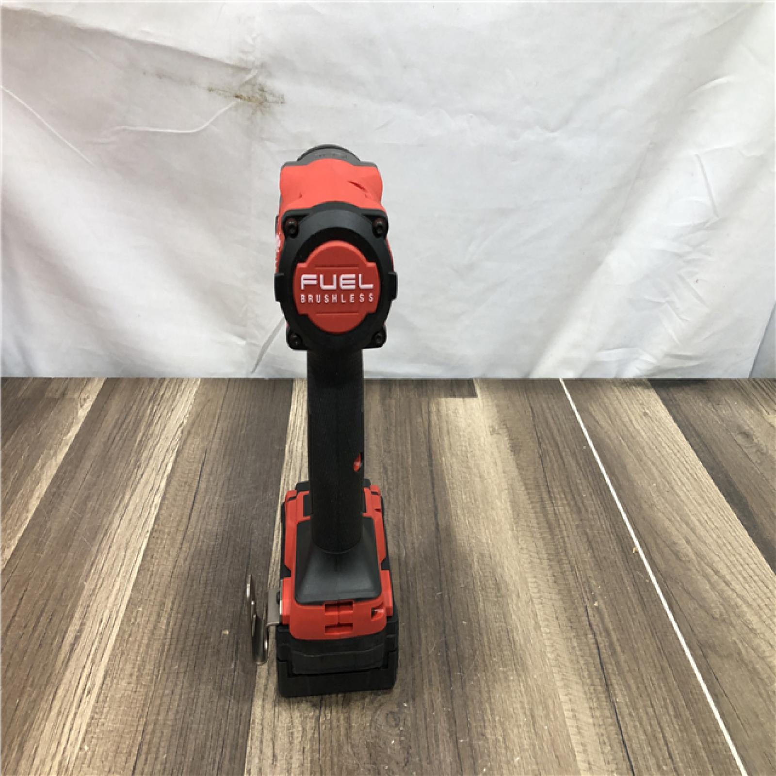 AS-IS Milwaukee M18 FUEL Brushless Cordless 1/2 Compact Impact Wrench W/ Pin Detent Kit