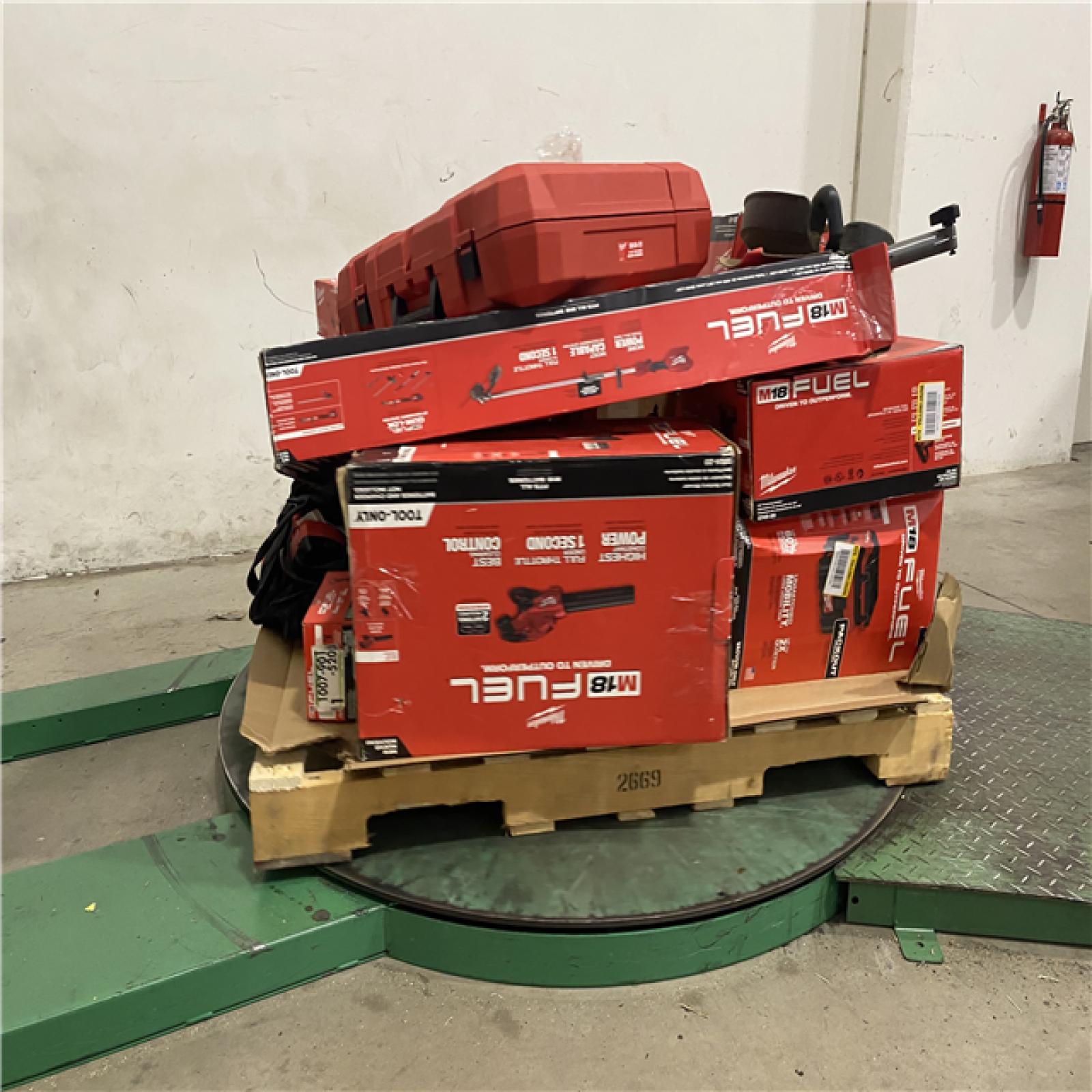 Dallas Location - As-Is MILWAUKEE Tool Pallet