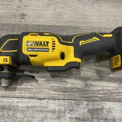 AS-IS DEWALT ATOMIC 20V MAX Cordless Brushless Oscillating Multi Tool Kit
