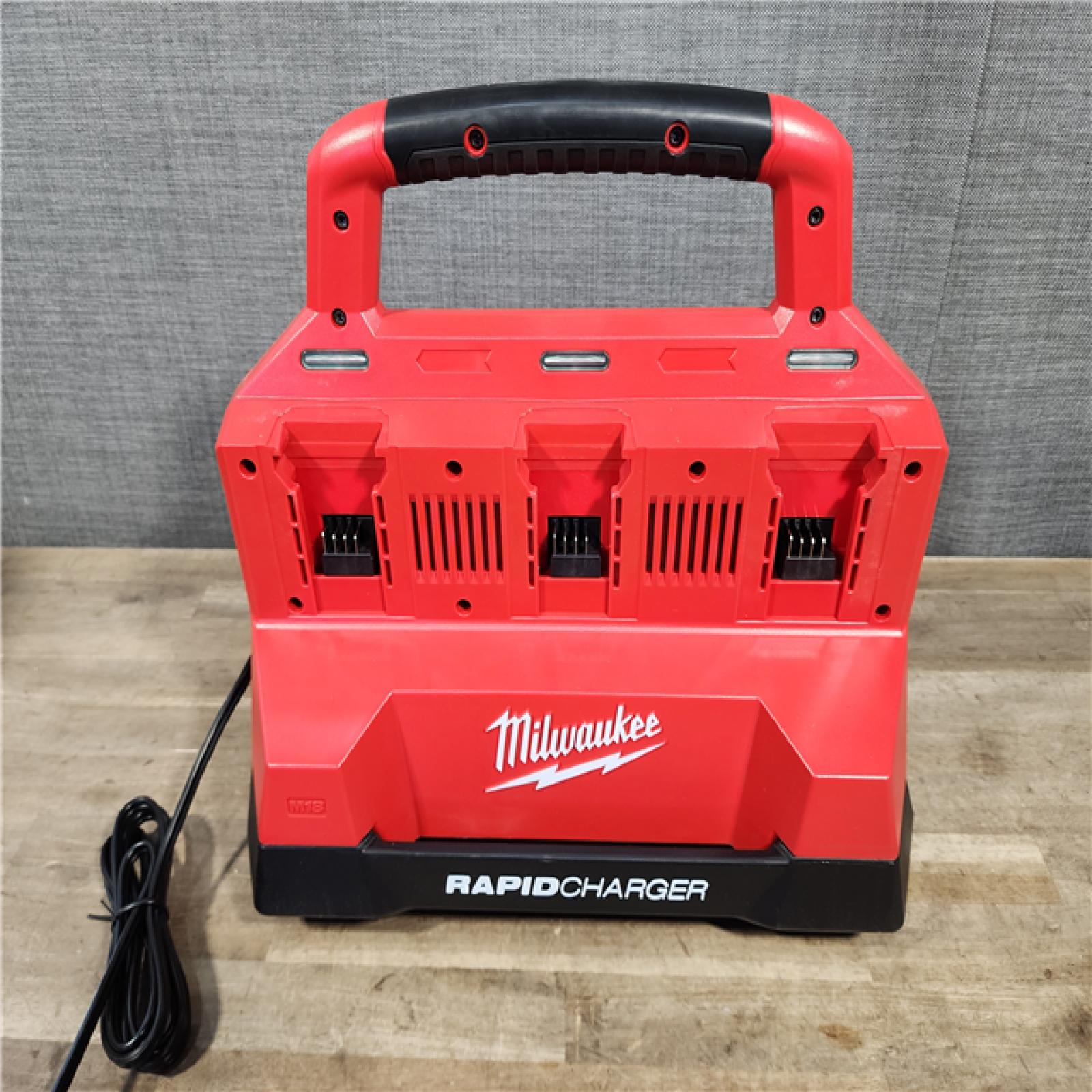 HOUSTON LOCATION - AS-IS (APPEARS LIKE NEW) Milwaukee M18 Packout Six Bay Rapid Charger (Tool-Only)