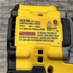 AS-IS DEWALT Atomic 20V Lithium-Ion Cordless Compact 1/2 in. Drill/Driver Kit