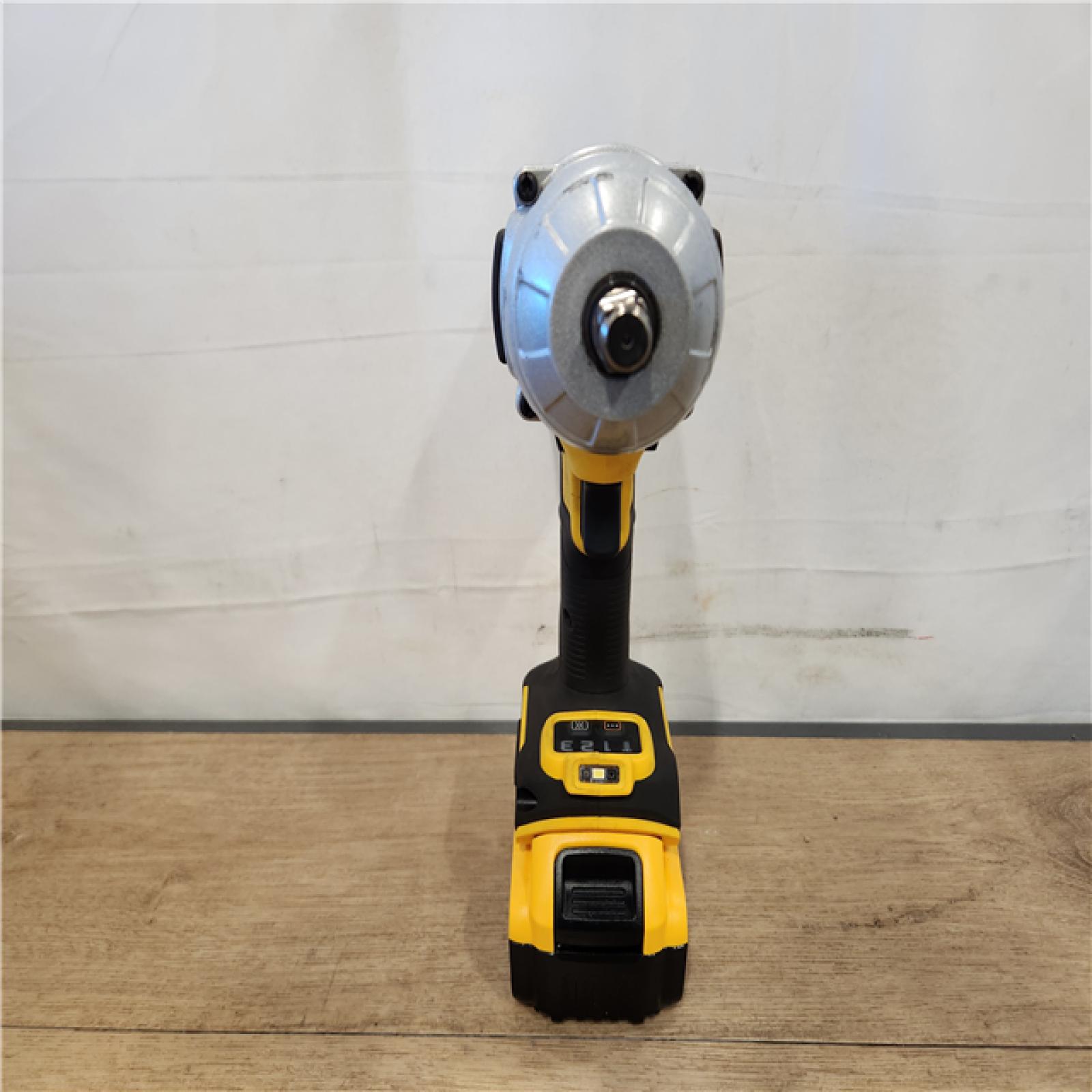 AS-IS- DEWALT 20V MAX Lithium-Ion Cordless 1/2 in. Impact Wrench Kit