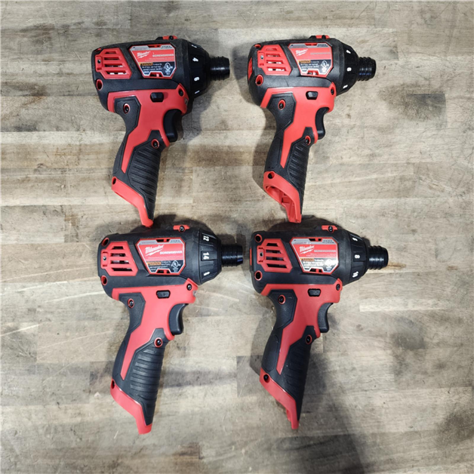 HOUSTON LOCATION - AS-IS MILWAUKEE 4 TOOL COMBO KIT W/ (2) BATTERY & CHARGER