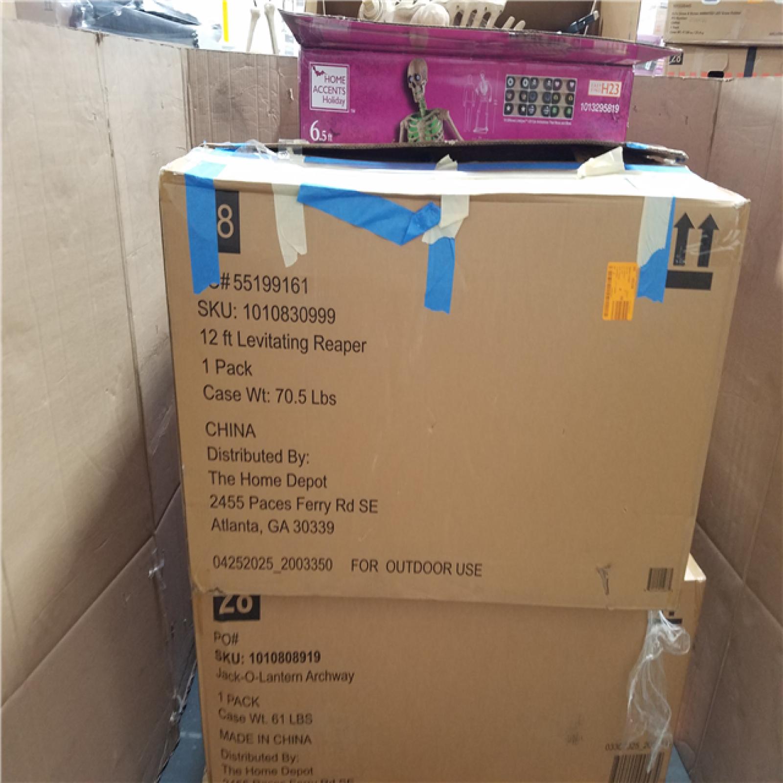 California AS-IS Holiday Pallet