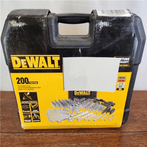 NEW! Dewalt 1/4 in., 3/8 in., and 1/2 in. Drive Polished Chrome Mechanics Tool Set (200-Piece)