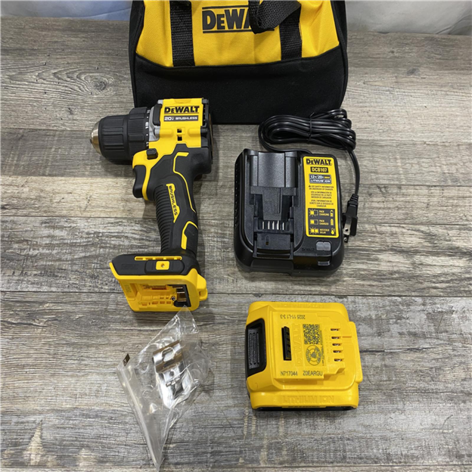 AS-IS DEWALT Atomic 20V Lithium-Ion Cordless Compact 1/2 in. Drill/Driver Kit