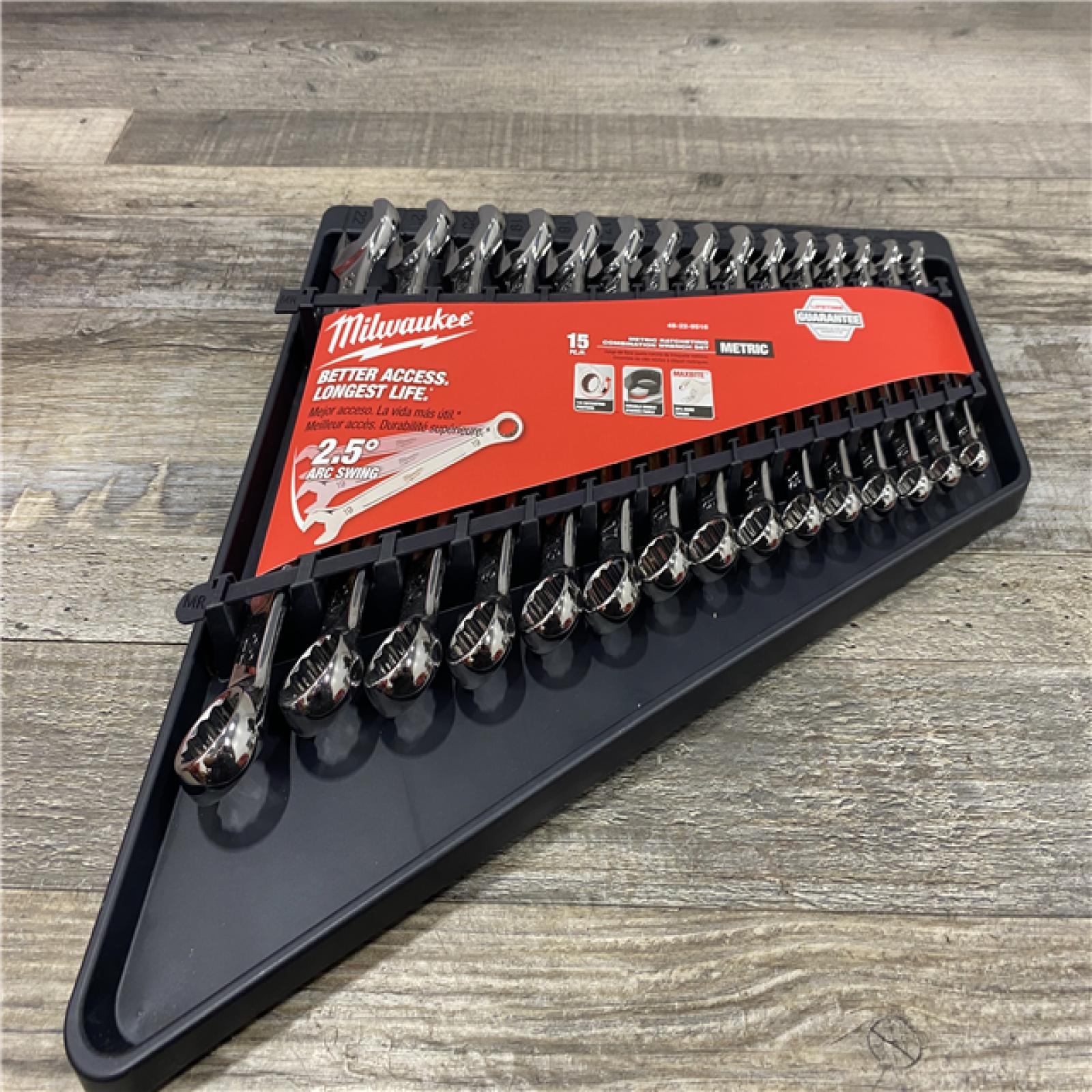 NEW - Milwaukee Metric Ratcheting Combination Wrench Set (15-Piece)