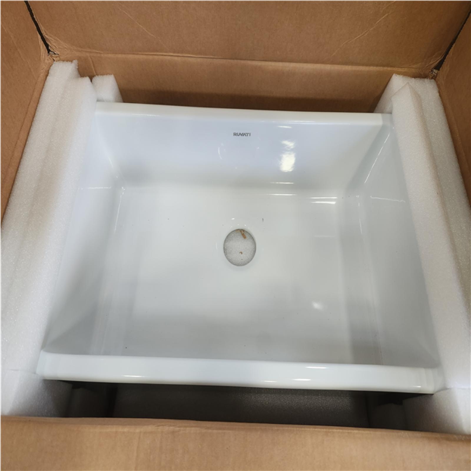 Phoenix NEW Ruvati Fiamma 30 in. Undermount Single Bowl Fireclay Kitchen Sink in White