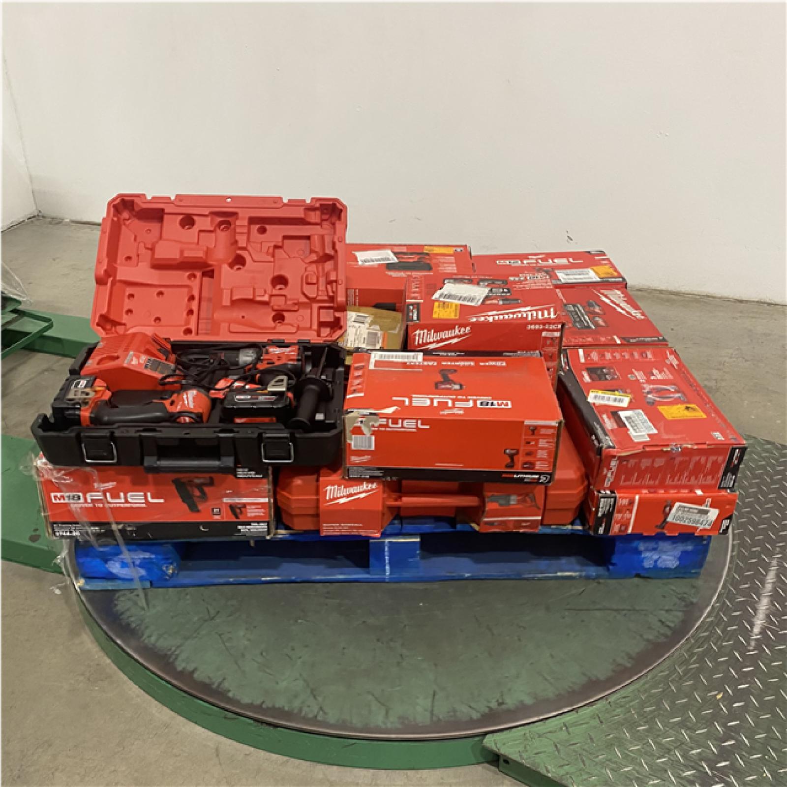 Dallas Location - As-Is Tool Pallet
