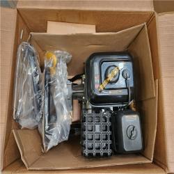 Phoenix NEW DEWALT 4400 PSI 4.0 GPM Gas Pressure Washer with 420cc Engine  Triplex Pump  Commercial Cold Water Power Washer