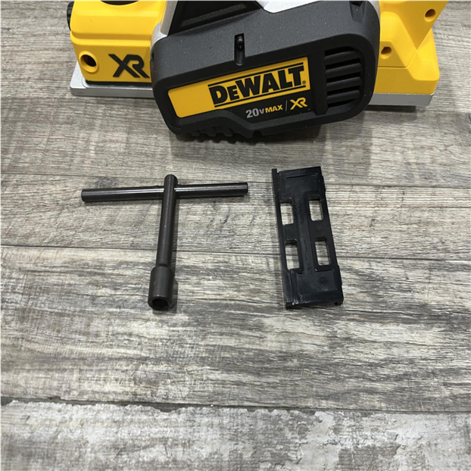 AS-IS DEWALT 20V MAX XR Cordless Brushless 3-1/4 in. Planer (Tool Only)