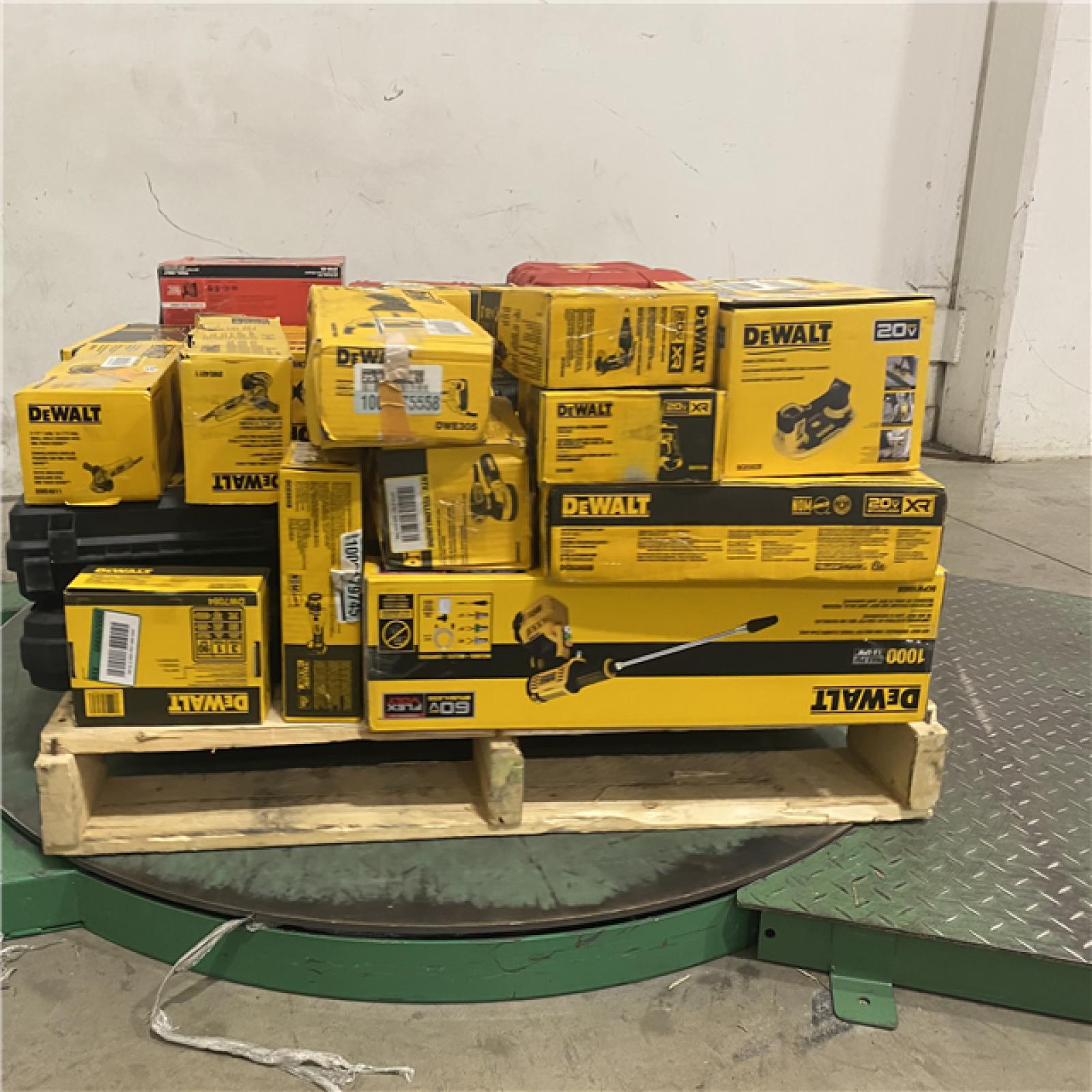 Dallas Location - As-Is Tool Pallet