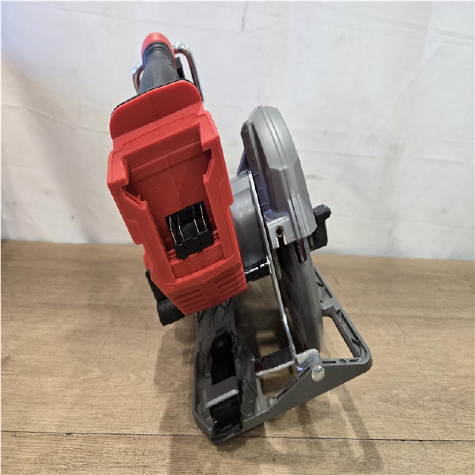 AS-IS Milwaukee FUEL 18V Lithium-Ion Brushless Cordless 7-1/4 in. Circular Saw (Tool-Only)