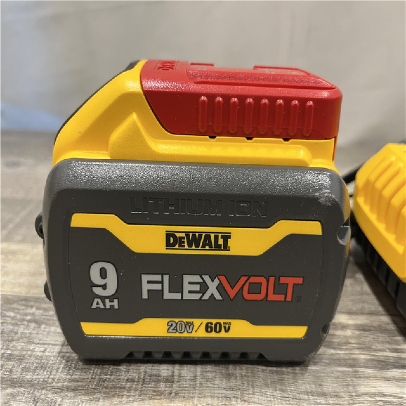 AS-IS DEWALT 20V/60V MAX FLEXVOLT Lithium-Ion 9.0Ah Battery and Charger Starter Kit