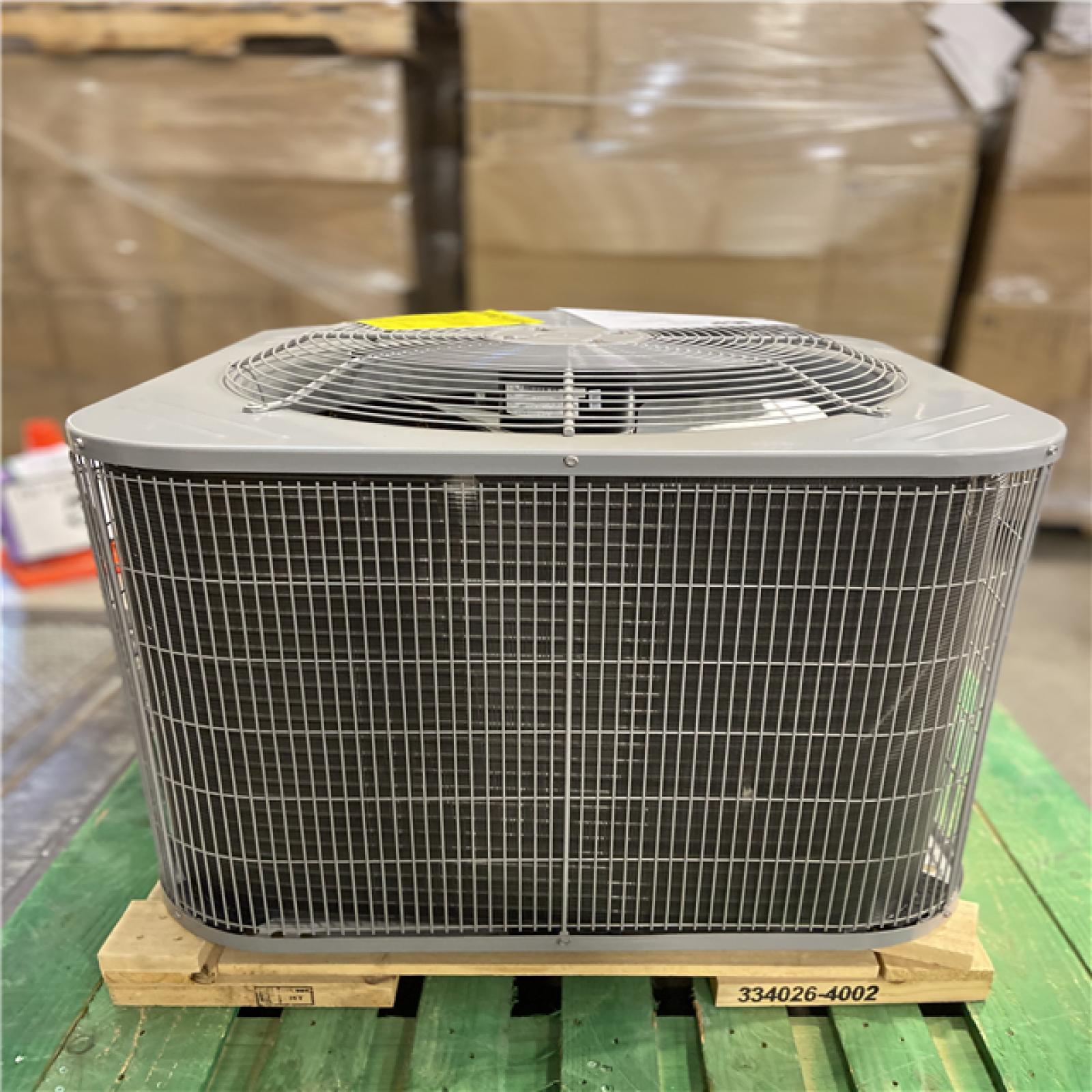 DALLAS LOCATION - Smartcomfort® by Carrier 2.5 Ton 14.3 Seer2 Heat Pump