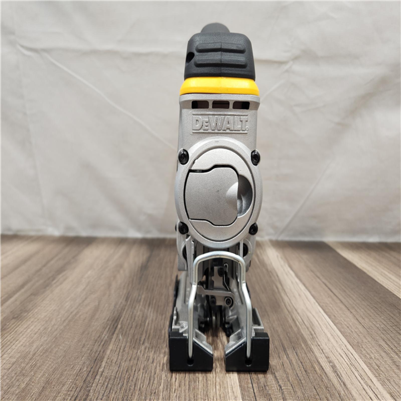 AS-IS- DEWALT 20V MAX Cordless Jig Saw (Tool Only)