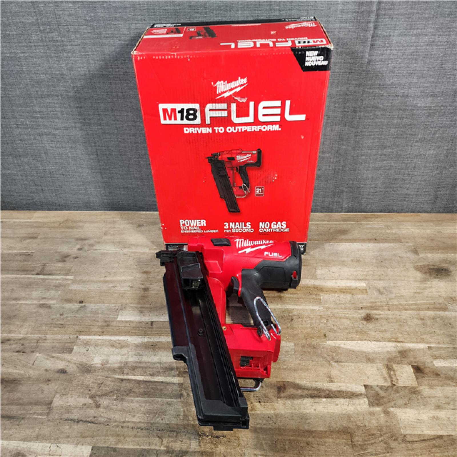 HOUSTON LOCATION - AS-IS (APPEARS LIKE NEW) Milwaukee 2744-20 M18 FUEL 3-1/2 in. 18V 21-Degree Lithium-Ion Brushless Cordless Framing Nailer (Tool-Only)