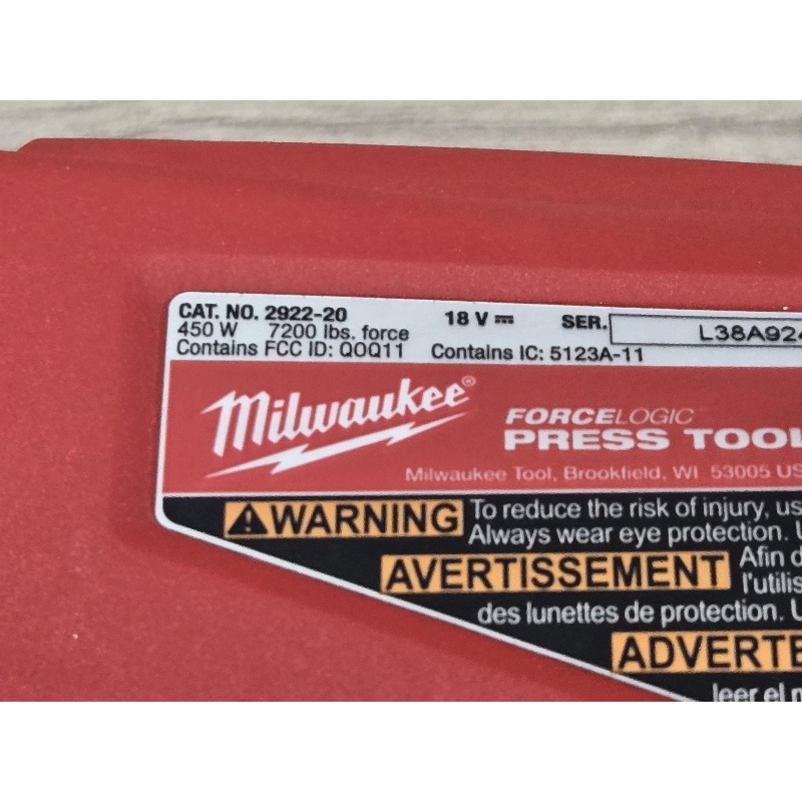 AS-IS Milwaukee 2922-20 M18 18V Cordless FORCE LOGIC Press Tool (Tool-Only)