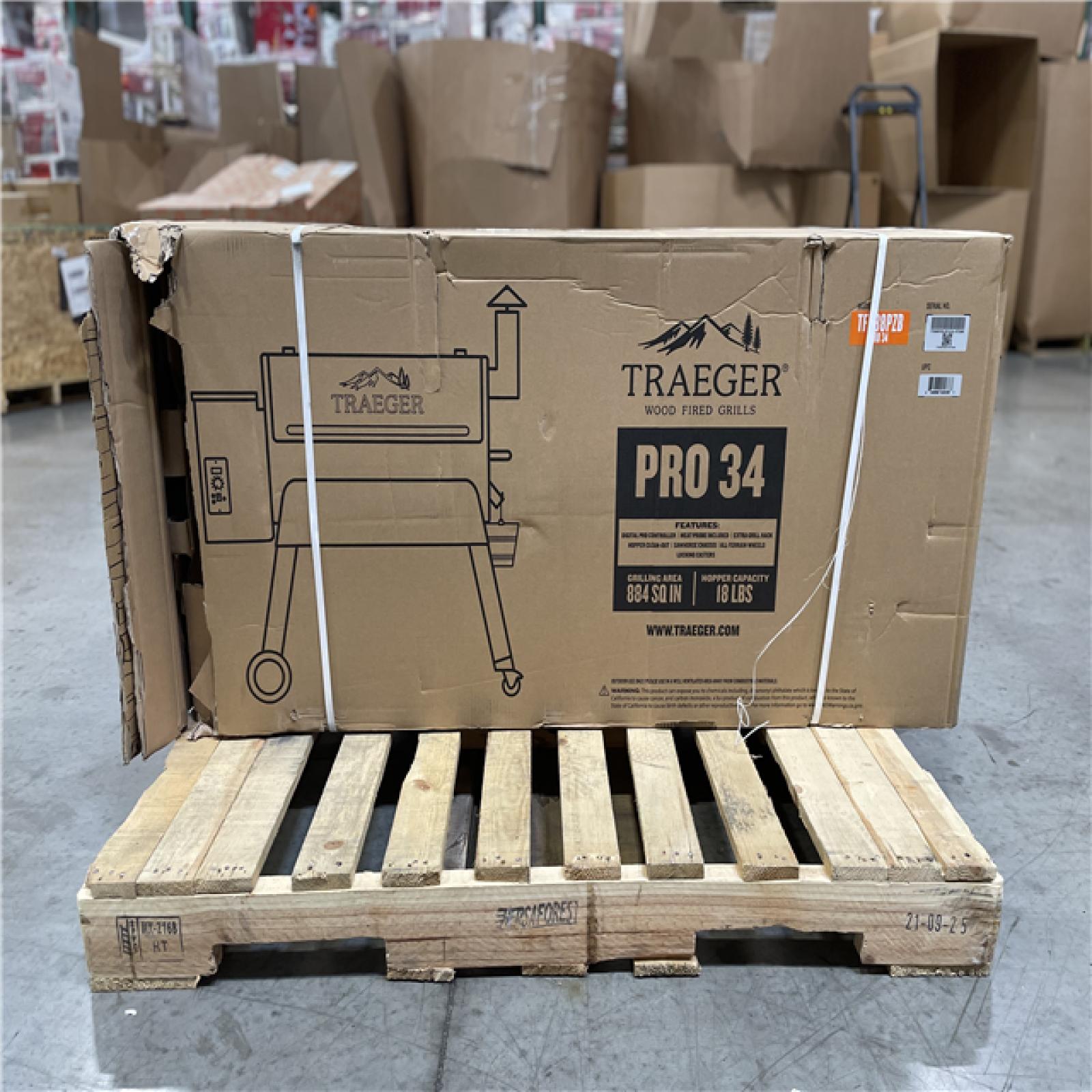 DALLAS LOCATION- TRAEGER Pro Series 34-Pellet Grill and Smoker in Bronze