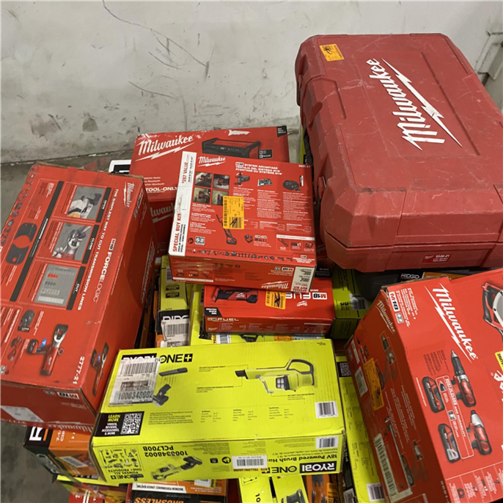 Dallas Location - As-Is Tool Pallet