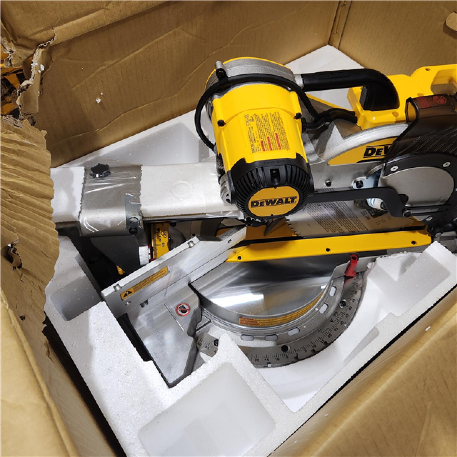 Like New- DeWALT  12in Double Bevel Sliding Compound Miter Saw