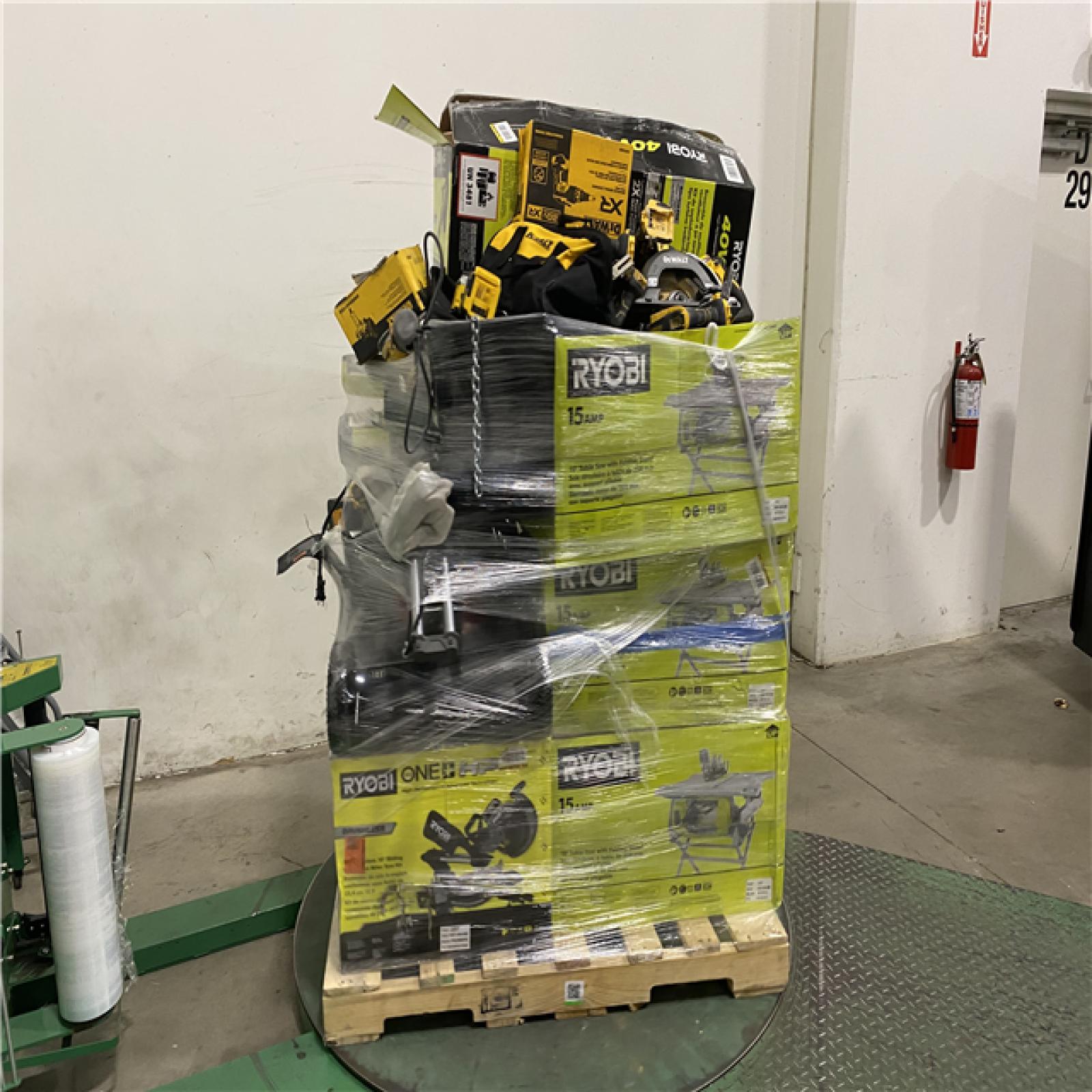 Dallas Location - As-Is Tool Pallet